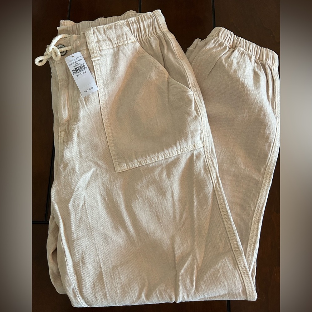 Women’s American Eagle jogger style pants